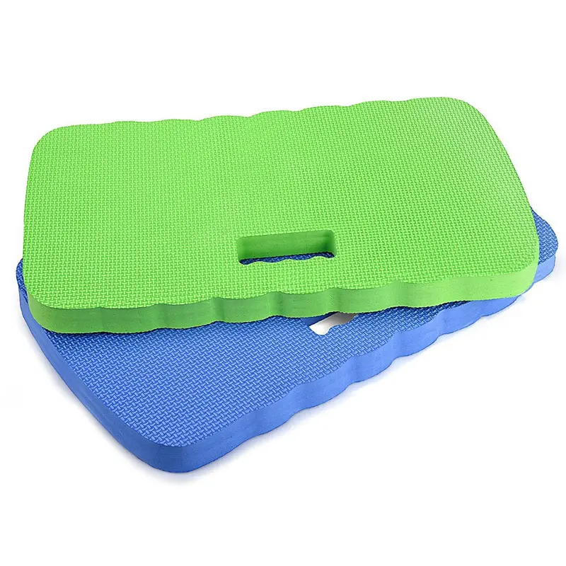 Kneelguard™ Padded Kneeling Mat With Non-Slip Surface 1