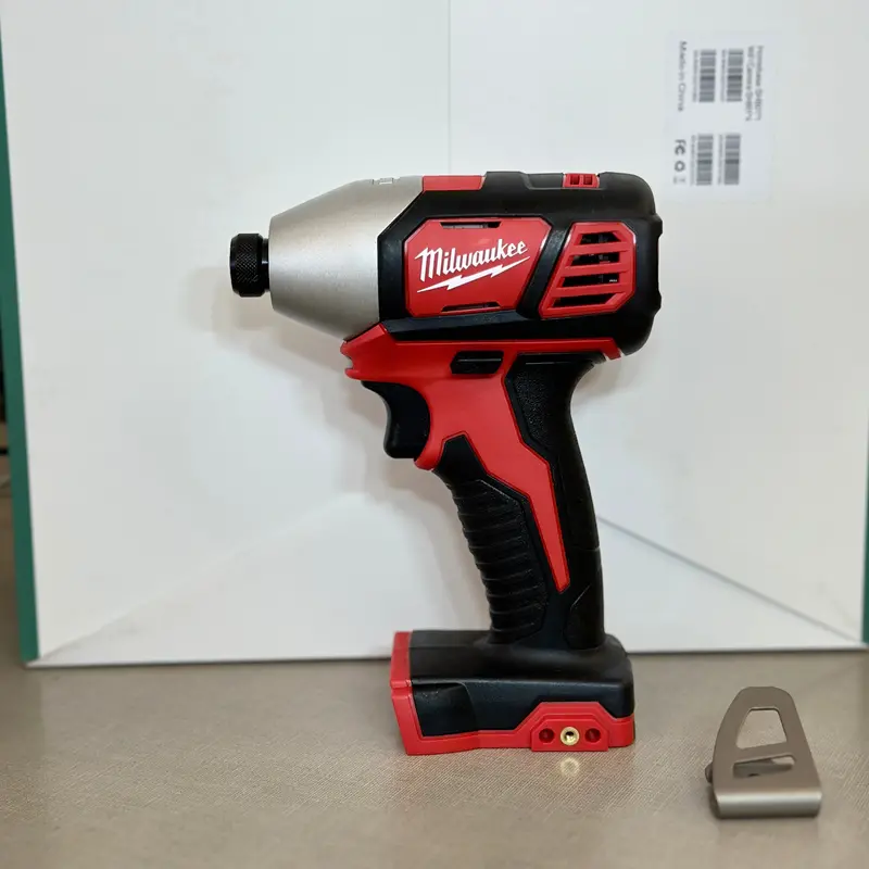 Milwaukee M18 1/4" Hex Impact Driver – Cordless High-Torque Tool 1